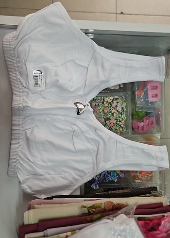 Beyaz Kadın İç Çamaşırı - Görsel 2