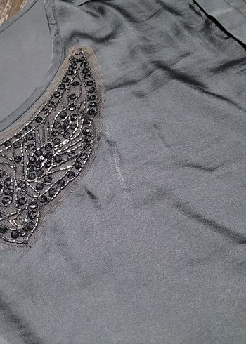 Nakışlı  buluz/ saten pamuk  gibi - Görsel 2