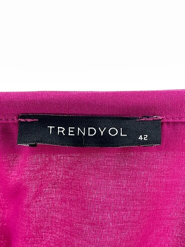 42 Beden pembe Renk Trendyol & Milla Gömlek %70 İndirimli.