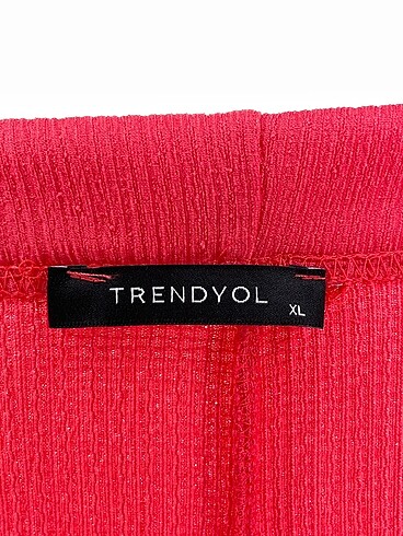 xl Beden pembe Renk Trendyol & Milla Düz Kesim %70 İndirimli.