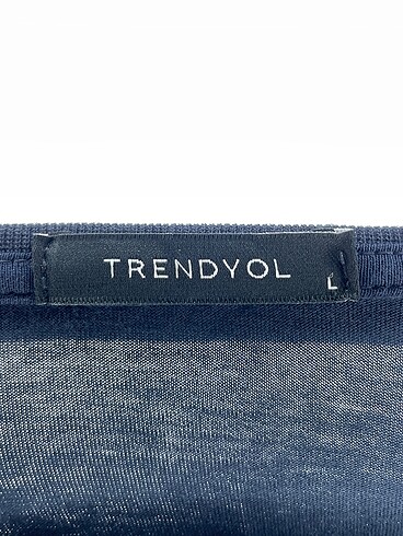 l Beden lacivert Renk Trendyol & Milla T-shirt %70 İndirimli.