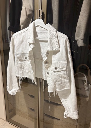 Diğer Beyaz Denim Crop Ceket Sehir Stiline Modern Dokunus