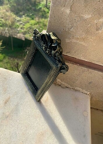 Diğer Küçük Fiyonklu Çerçeve