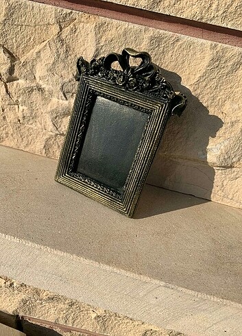 Küçük Fiyonklu Çerçeve 