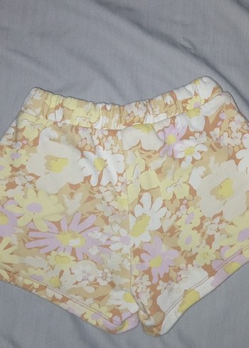 GAP Kids Çiçekli Şort 6-7 Yaş - Görsel 4