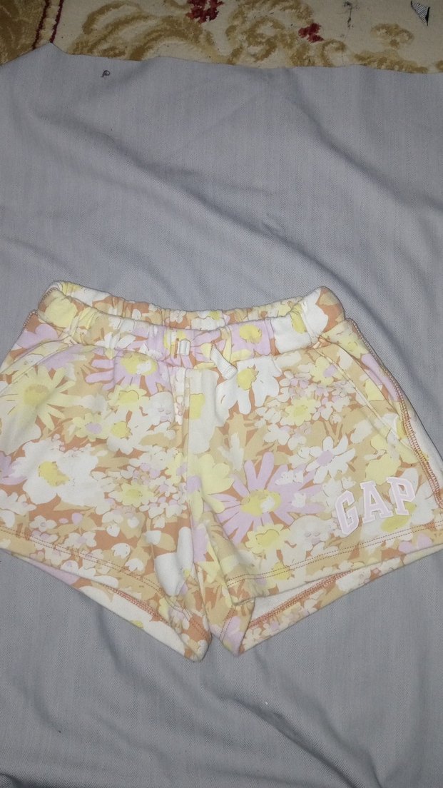 GAP Kids Çiçekli Şort 6-7 Yaş - Görsel 2