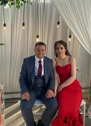 Diğer Altı fırfırlı elbise
