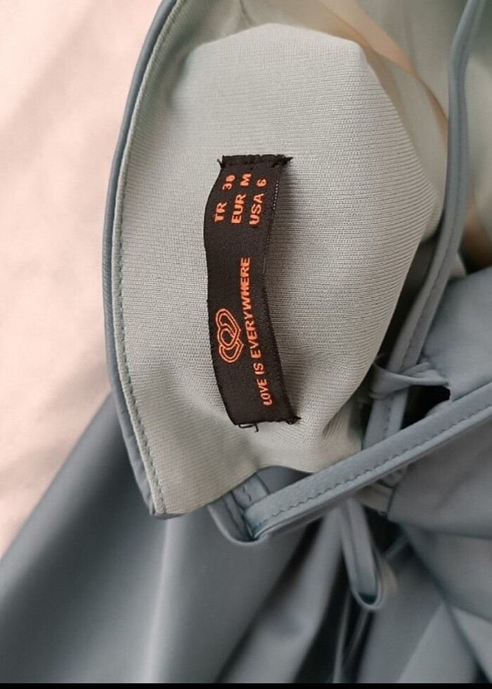 SU YEŞİLİ ABİYE ARKASI İPLİ ÖZEL GÜN ELBİSESİ - Görsel 3