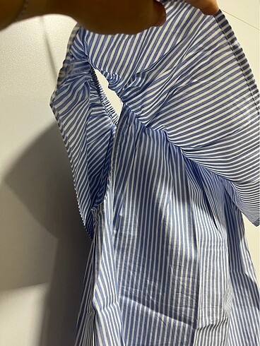 H&M Omzu açık bluz