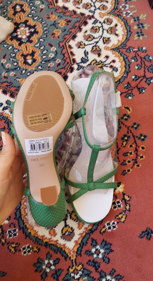 Yeşil Yılan Derisi Desenli İnce Topuklu Kadın Ayakkabı - Görsel 3