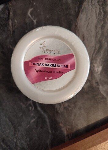 Diğer First live tırnak bakım kremi