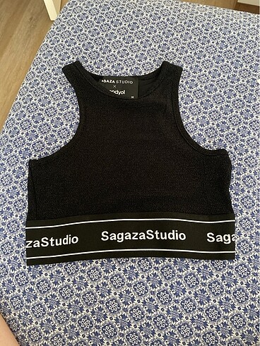 sagaza studio crop