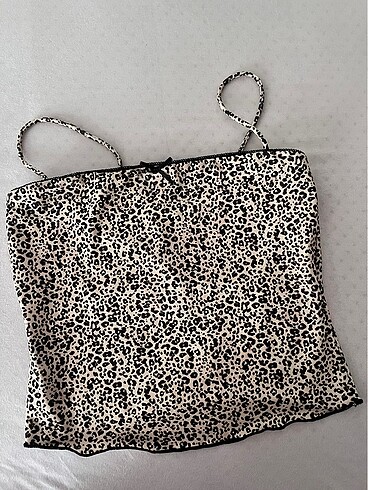 leopar crop