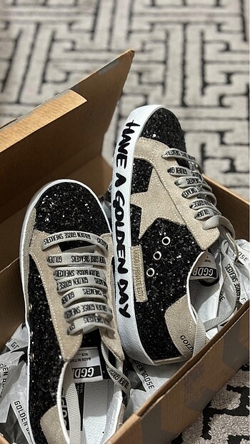 Golden Goose Deluxe Golden Goose