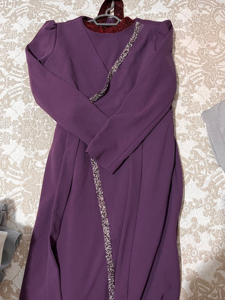 Mor İşlemeli Kadın Elbise - Görsel 2