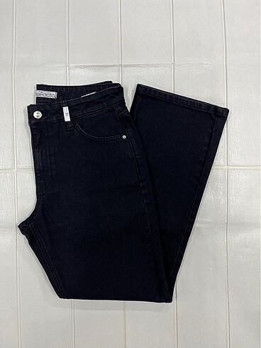 DeFacto Straight fit