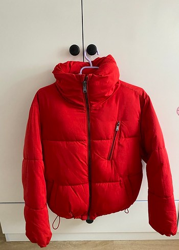 BERSHKA KIRMIZI MONT - Görsel 3