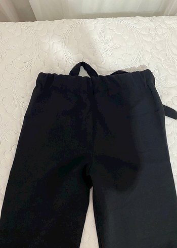 m Beden Kadın Siyah Kemerli Kumaş Pantolon