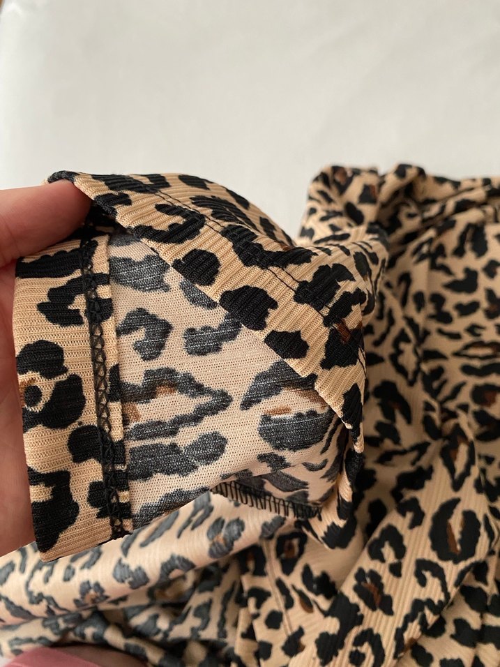 Leopar tesettür elbise - Görsel 5