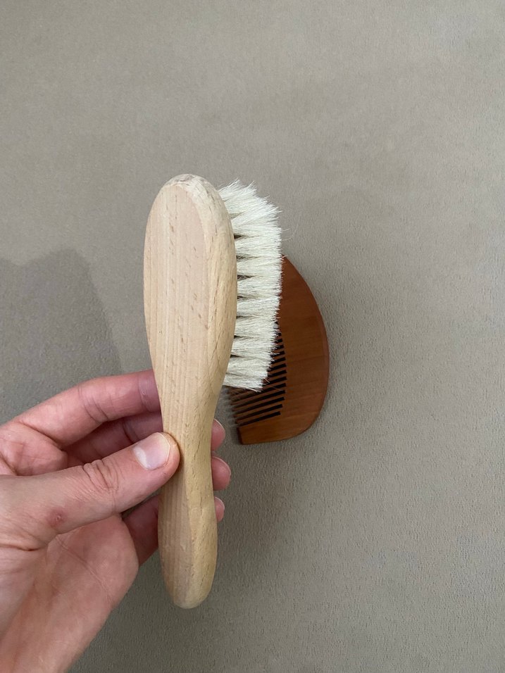 Bebek Keöi Kılı Saç Fırçası ve Ahşap Tarak Seti - Görsel 2