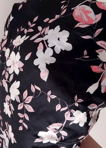 Çiçek Desenli Uzun Saten Elbise - Görsel 7