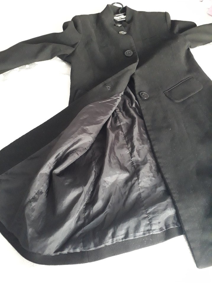 Düğmeli Siyah Kadın Kaban - Görsel 3