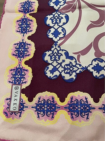 Vakko Eşarp Sanat Serisi