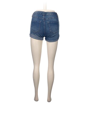 34 Beden H&M Mini Şort %70 İndirimli.