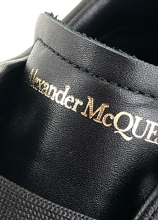 38 Beden siyah Renk Alexander McQueen