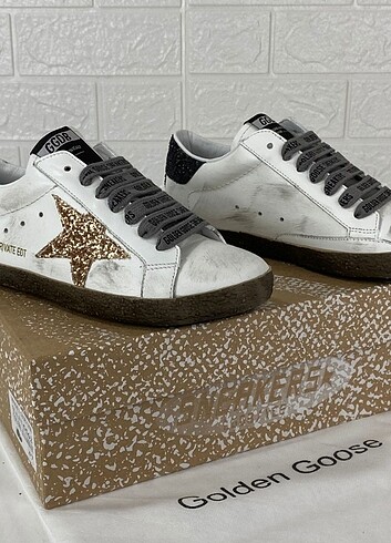 37 Beden Golden Goose Super-Star %