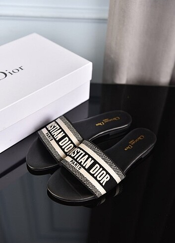 Dior CHRISTIAN DIOR - Dway Slide 36 - 41 no. 