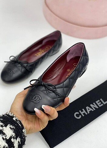 Chanel babet