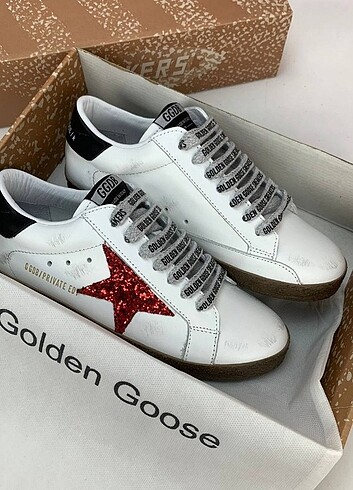 39 Beden beyaz Renk Golden Goose Deluxe 