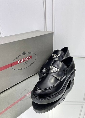 38 Beden siyah Renk Prada Kadın Ayakkabı 