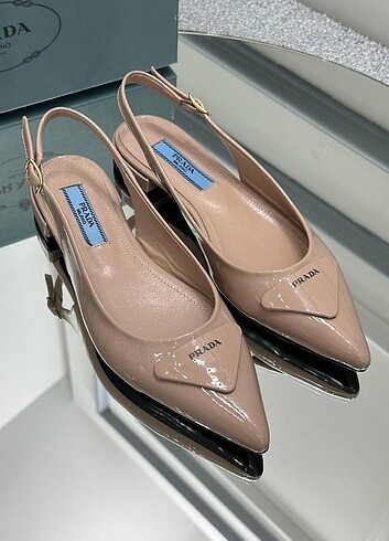 38 Beden Prada Babet
