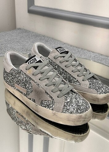 37 Beden camel Renk Golden Goose Delux