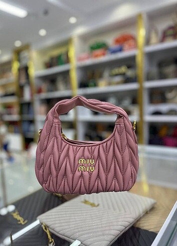 Miu Miu Mıu miu