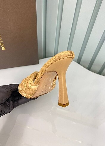 39 Beden camel Renk Bottega Hasır Örgü Pumps 