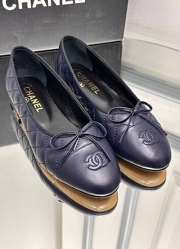 36 Beden lacivert Renk Chanel ithal ayakkabı 