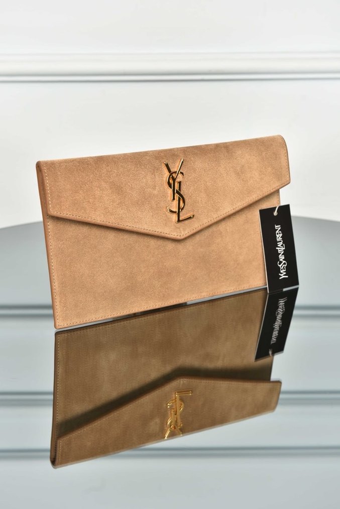 YVES SAINT LAURENT - Uptown Pouch in Suede - Görsel 3
