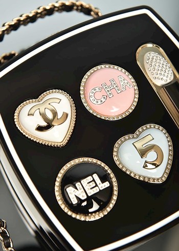 CHANEL - Makeup Palette Minaudiere Bag - Görsel 6