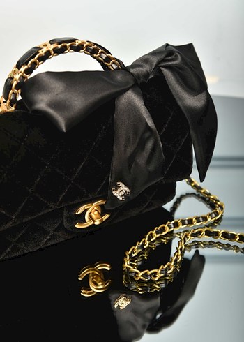 CHANEL - Mini Bag with Handle and Flap - Görsel 4