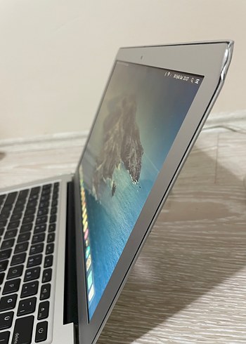 Beden Renk MacBook Air 13-İNCH Late 2010