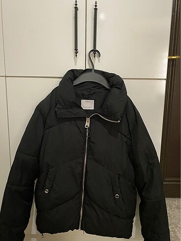 Bershka siyah mont