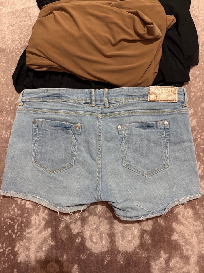 Kadın Mavi Denim Mini Şort - Görsel 3