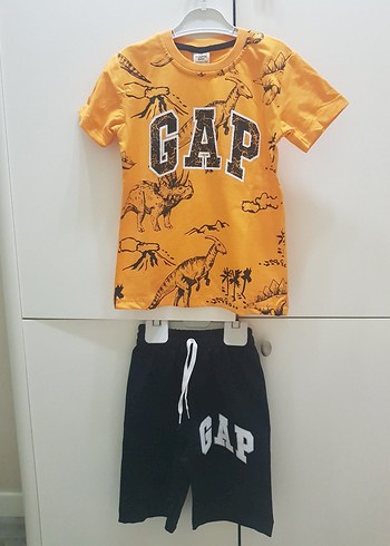 5 Yaş Beden sarı Renk GAP Dinozor Baskılı Sarı T-shirt ve Siyah Şort Seti