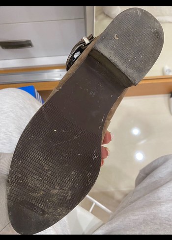 39 Beden Bohem Tarzı Toka Detaylı Süet Kadın Bot