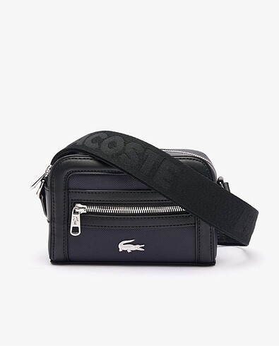 Lacoste canta