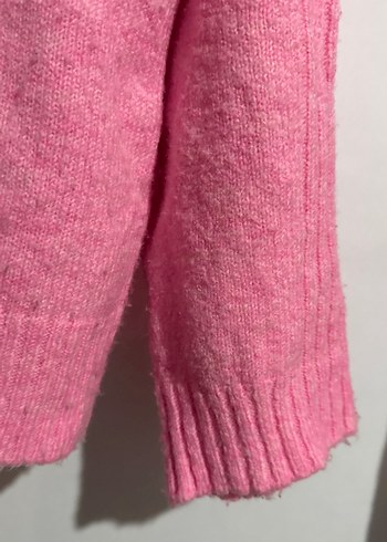 Pembe Yünlü Boğazlı Kadın Kazak - Görsel 3