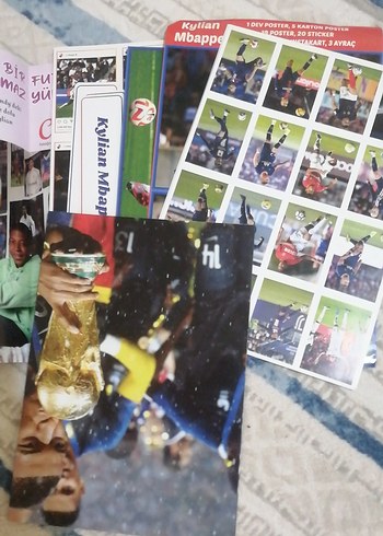 Kylian Mbappe Futbol Poster ve Sticker Albümü